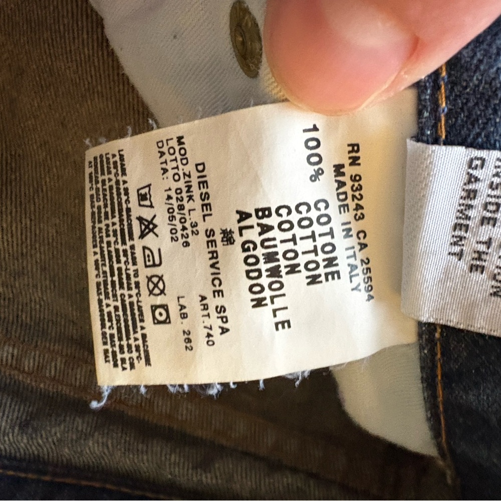 Deisel Women’s Jeans size 31. Low rise bootcut - Picture 7 of 7